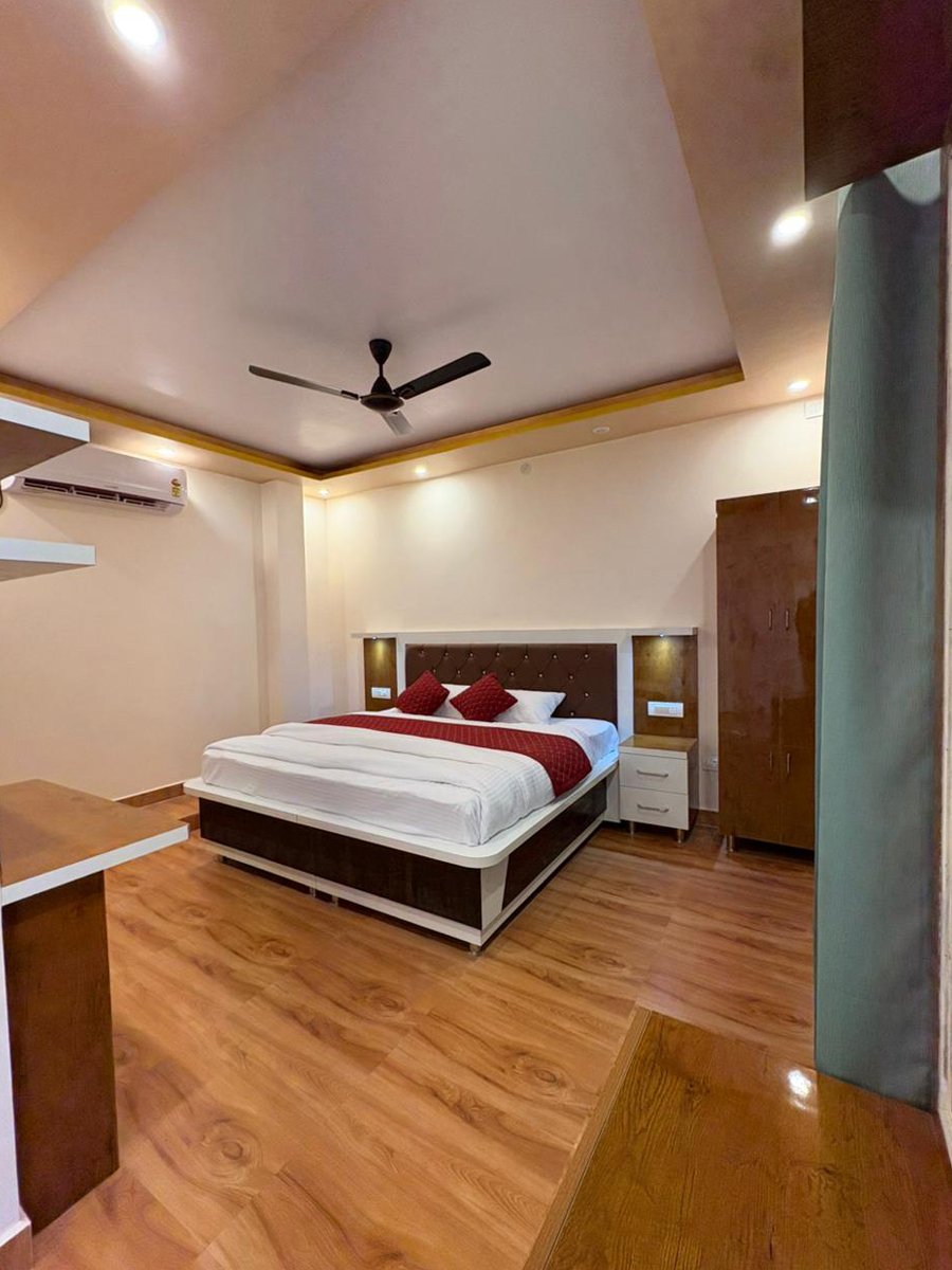 Brothers Hotel and Restaurant